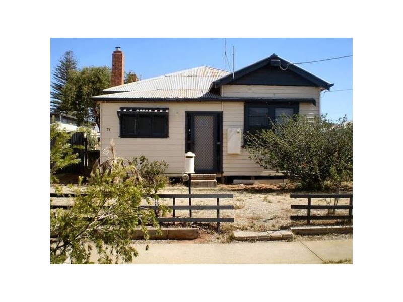 71 Douglas Avenue, Mildura VIC 3500