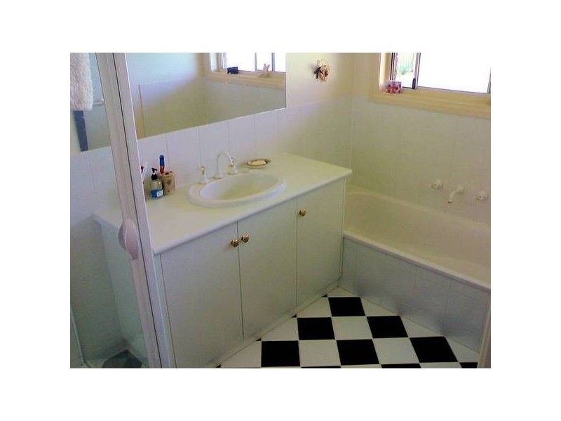 4 Crane Drive, Buronga NSW 2739