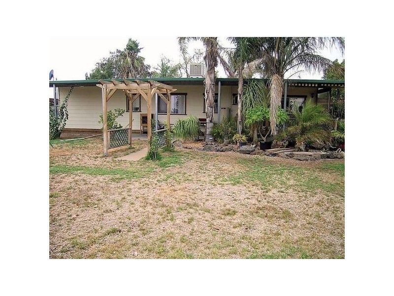 595 Karadoc Avenue, Irymple VIC 3498