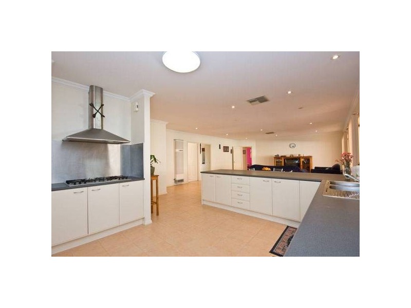 3 Peter Court, Mildura VIC 3500