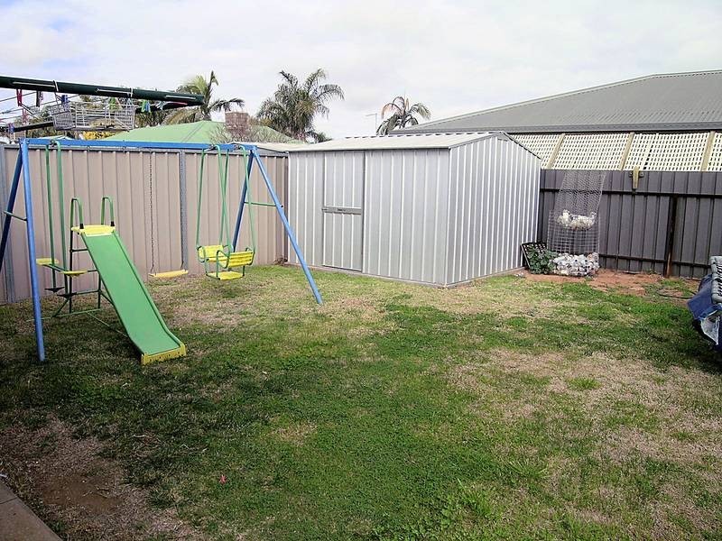 2/9 Maloney Drive, Mildura VIC 3500