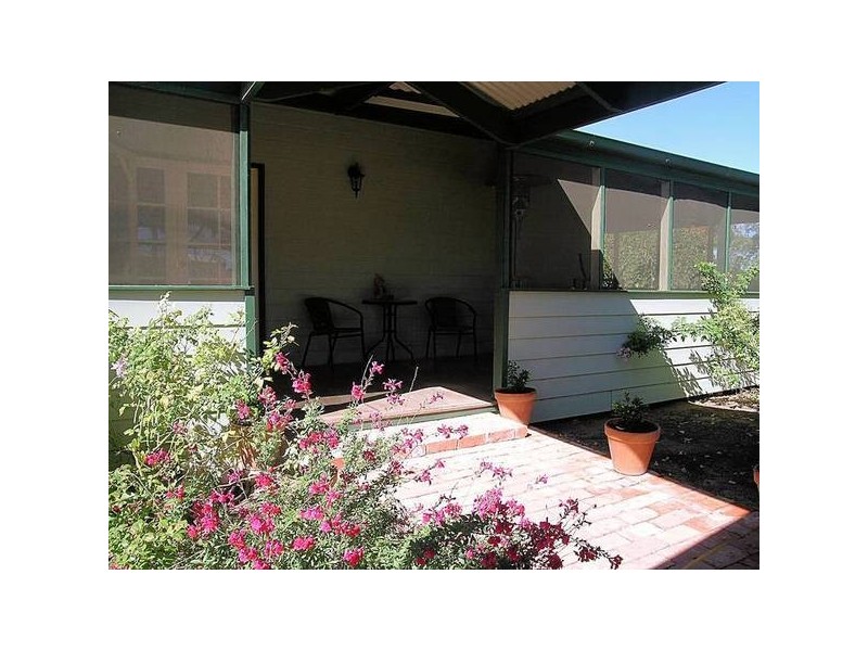 1 Koorlong Avenue, Nichols Point VIC 3501