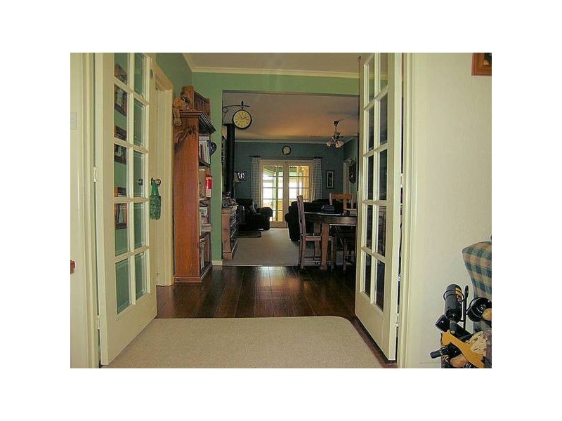 1 Koorlong Avenue, Nichols Point VIC 3501