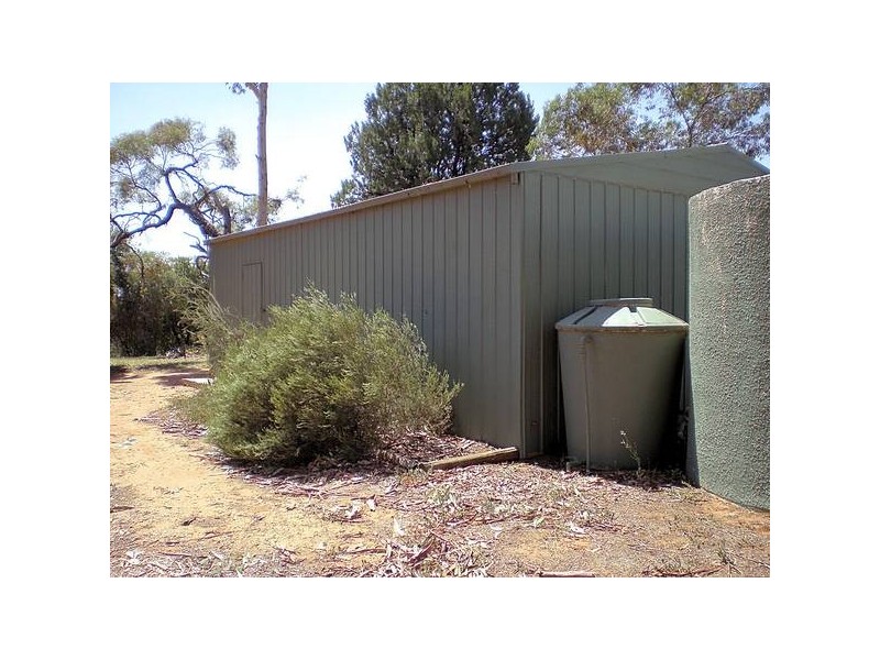 2 Hunt Drive, Robinvale VIC 3549