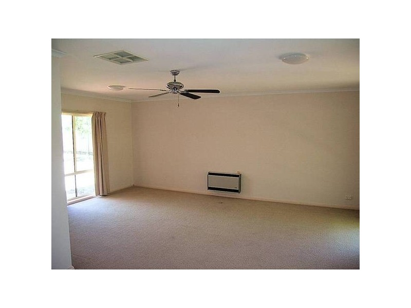 70 Riverside Avenue, Mildura VIC 3500