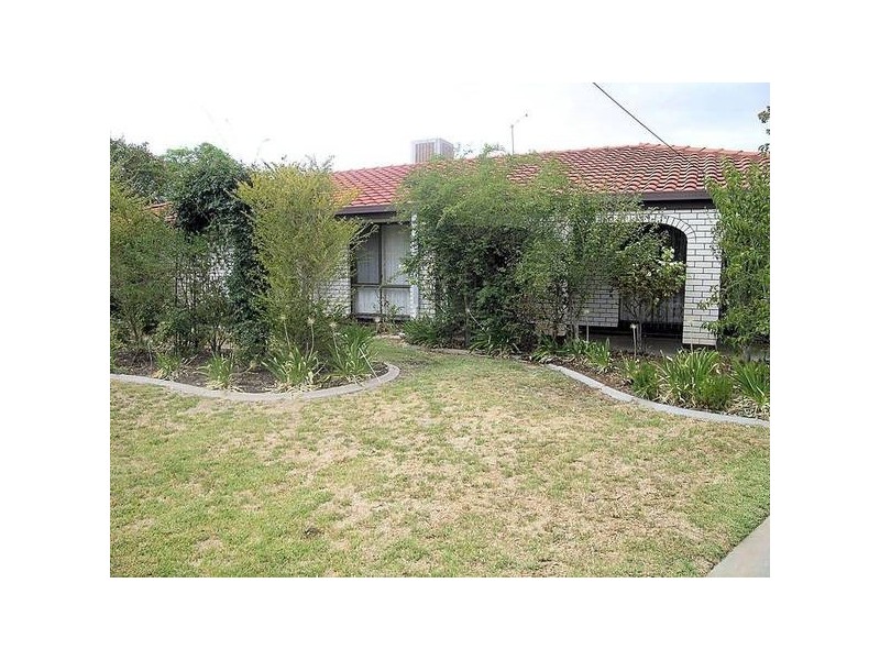 4 Charles Court, Mildura VIC 3500