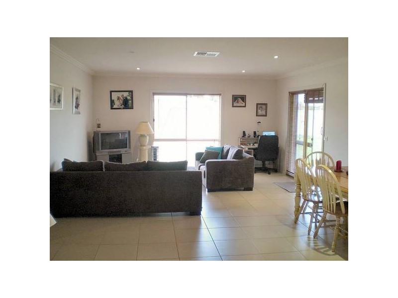 4 Daytona Court, Mildura VIC 3500