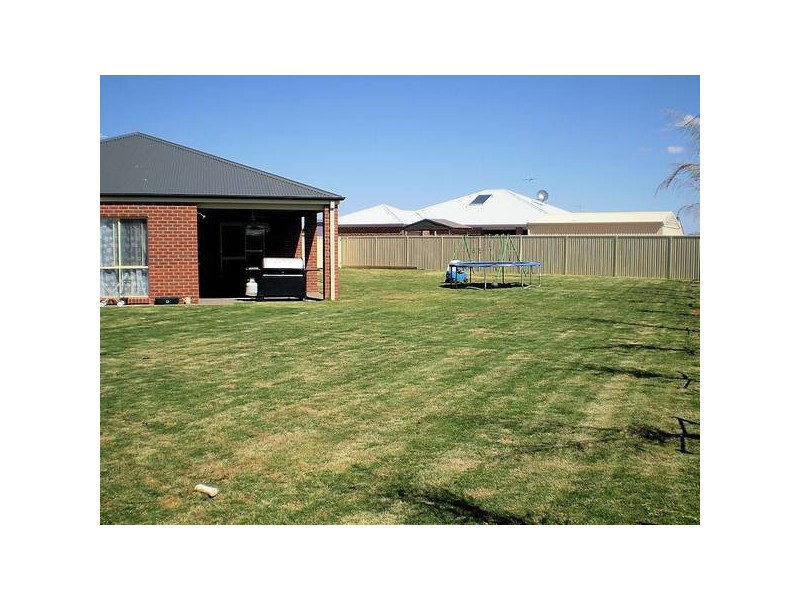 4 Daytona Court, Mildura VIC 3500