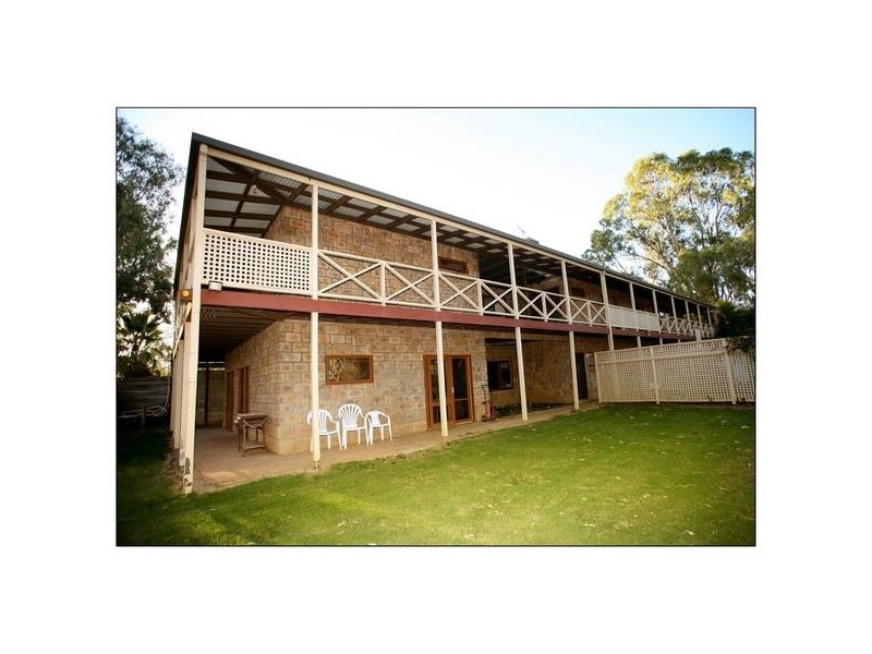 404 Pitman Avenue, Buronga NSW 2739
