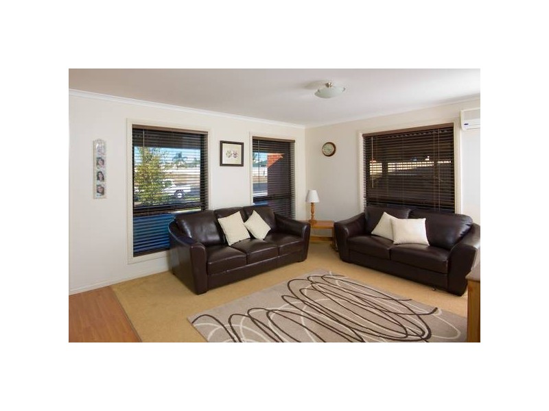 32 Midway Drive, Gol Gol NSW 2738