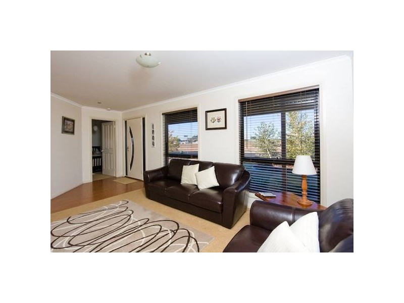 32 Midway Drive, Gol Gol NSW 2738