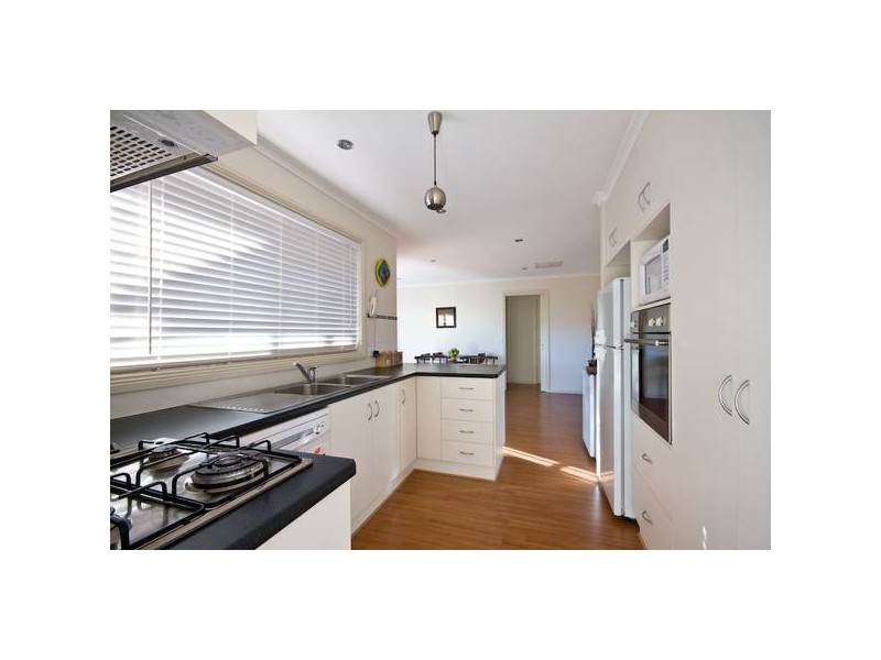 32 Midway Drive, Gol Gol NSW 2738