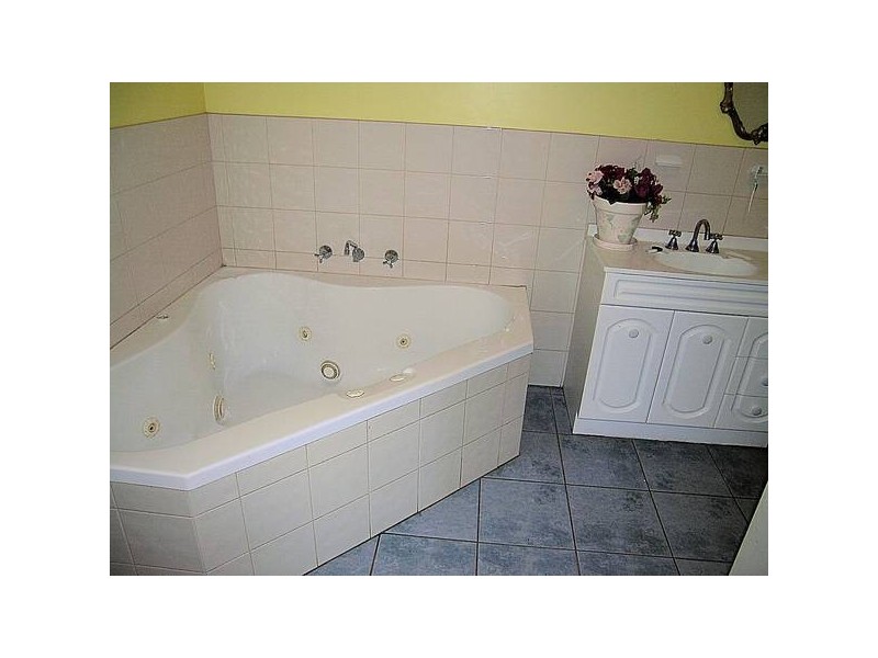 48 Avocado Street, Mildura VIC 3500