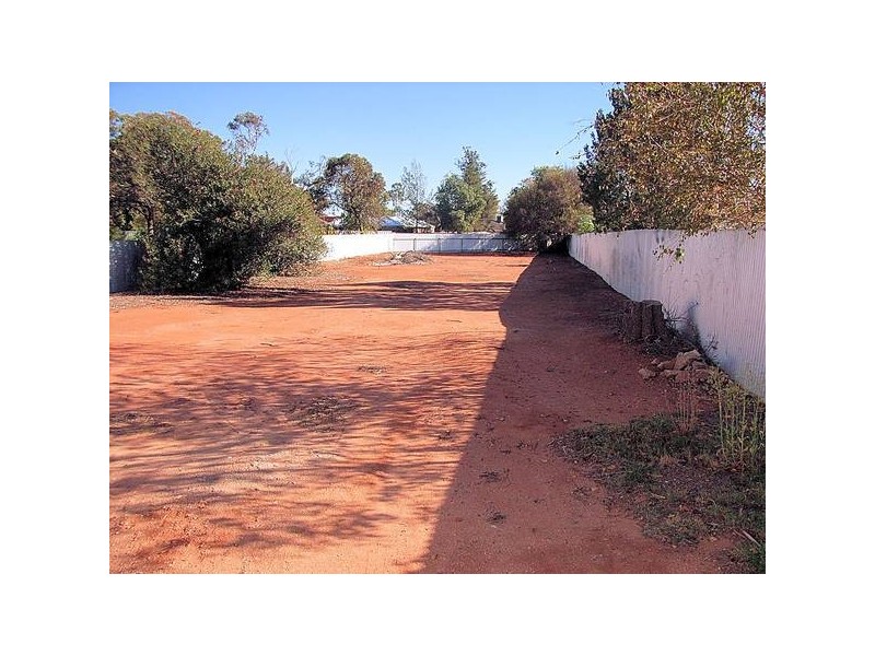 1484 Koorlong Avenue, Irymple VIC 3498