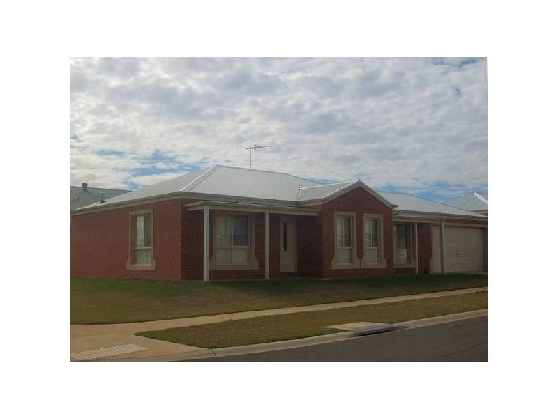 1A Roberts Court, Gol Gol NSW 2738