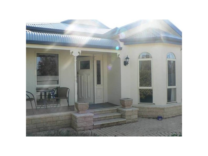 147 Pine Avenue, Mildura VIC 3500