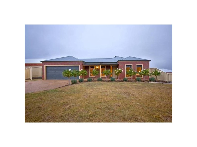 121 Wood Street, Gol Gol NSW 2738