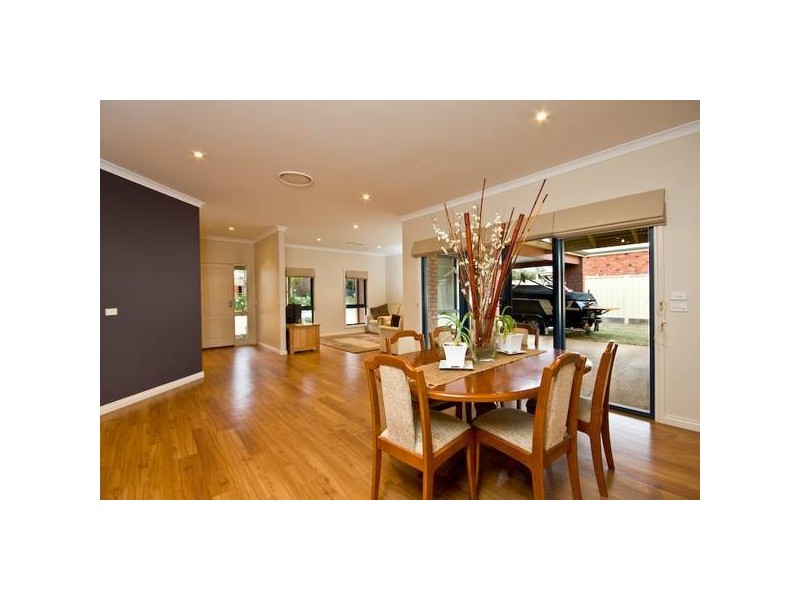 121 Wood Street, Gol Gol NSW 2738