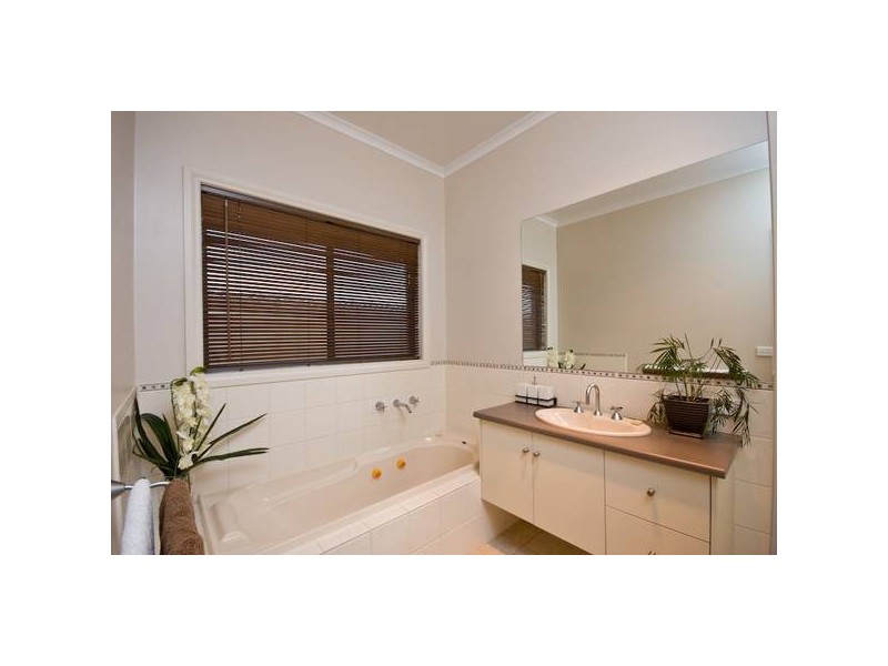 121 Wood Street, Gol Gol NSW 2738