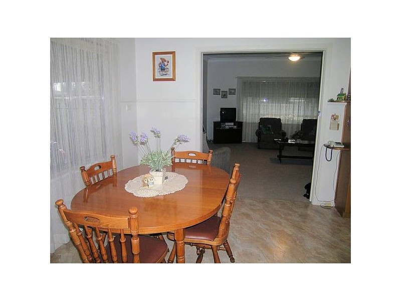 4 Hazel Avenue, Mildura VIC 3500