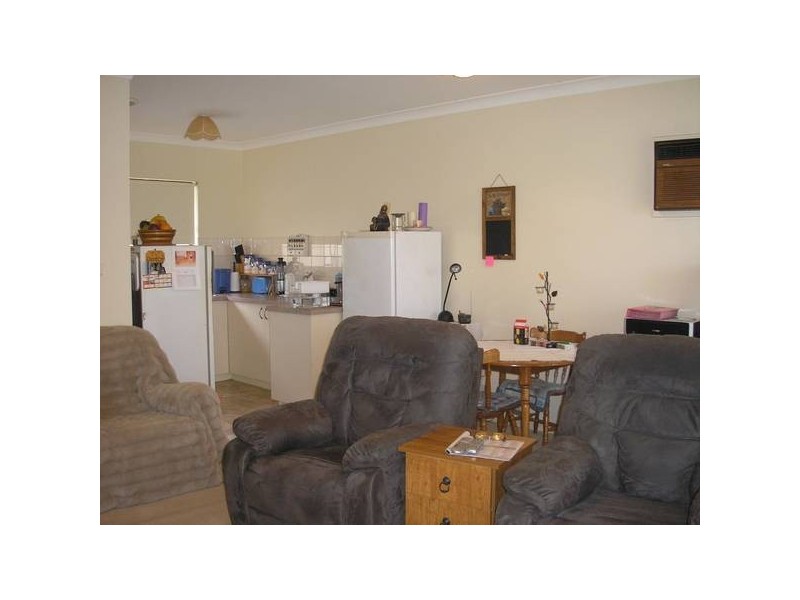 1-4/235 Deakin Avenue, Mildura VIC 3500