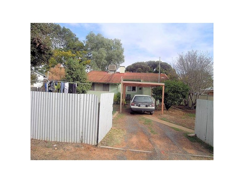 31 Westcliffs Crescent, Red Cliffs VIC 3496