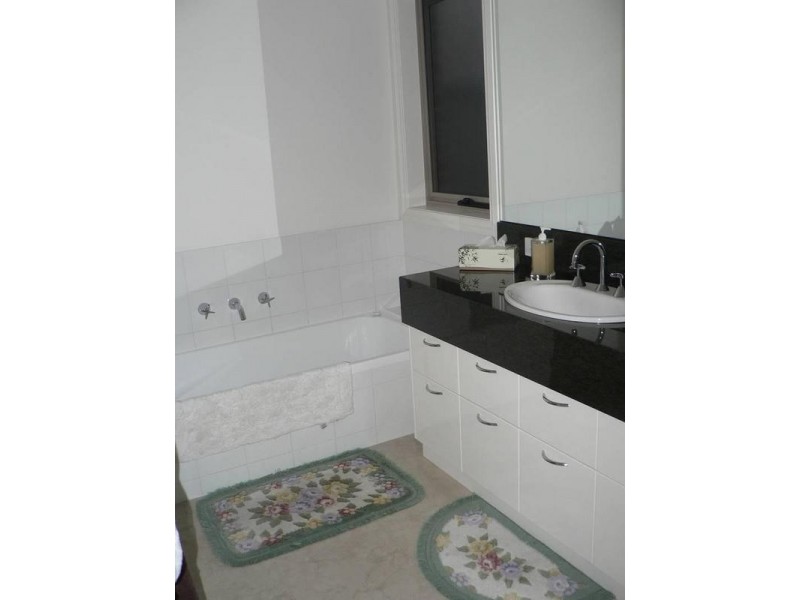 1/11 Rosemont Avenue, Mildura VIC 3500