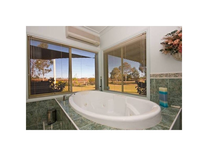 341 Euston Avenue, Cardross VIC 3496