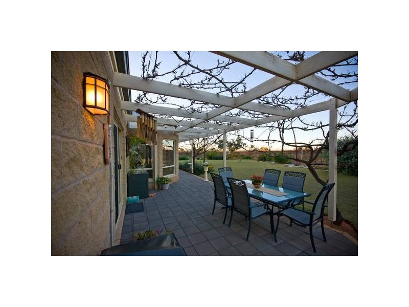 341 Euston Avenue, Cardross VIC 3496