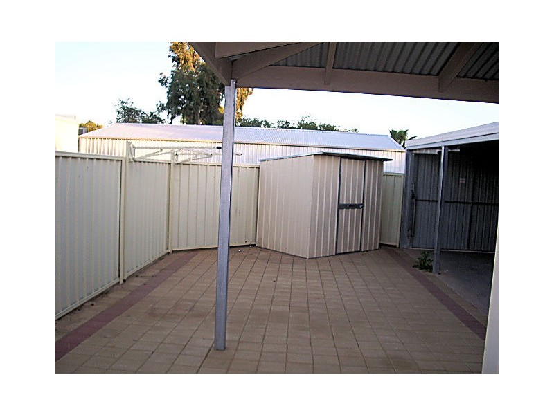 1/27 Langtree Avenue, Mildura VIC 3500