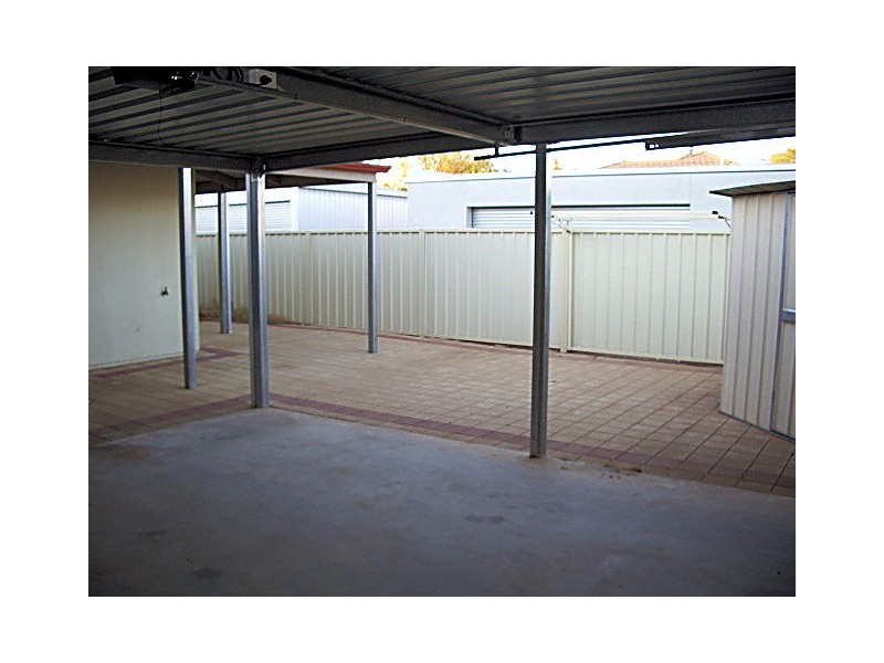 1/27 Langtree Avenue, Mildura VIC 3500