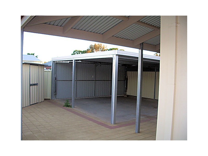 1/27 Langtree Avenue, Mildura VIC 3500