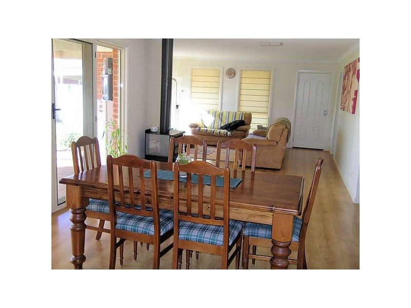 6 Stamford Court, Gol Gol NSW 2738