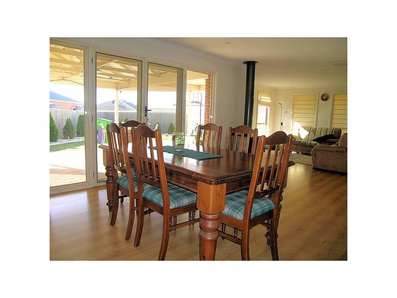 6 Stamford Court, Gol Gol NSW 2738