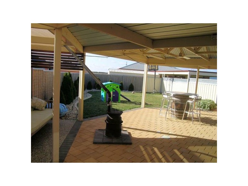 6 Stamford Court, Gol Gol NSW 2738