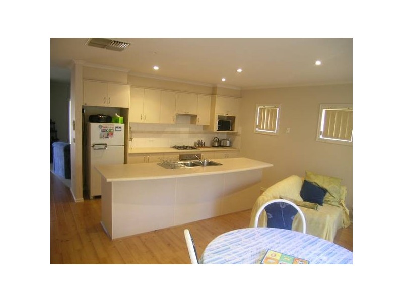 2/415 San Mateo Avenue, Mildura VIC 3500