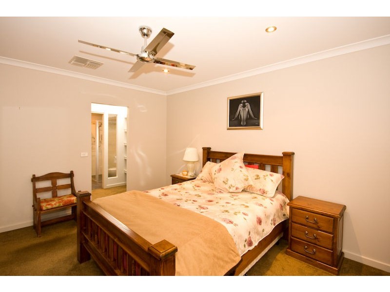 30 Summer Drive, Buronga NSW 2739