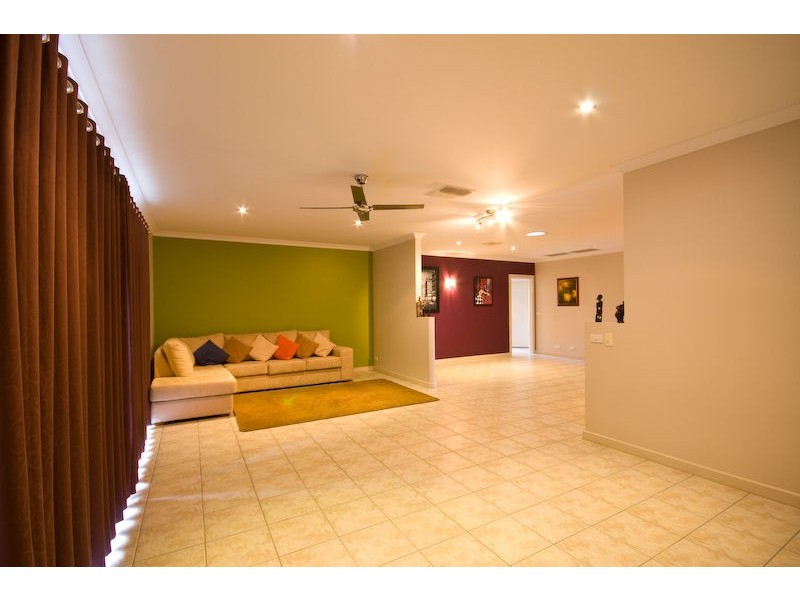 30 Summer Drive, Buronga NSW 2739