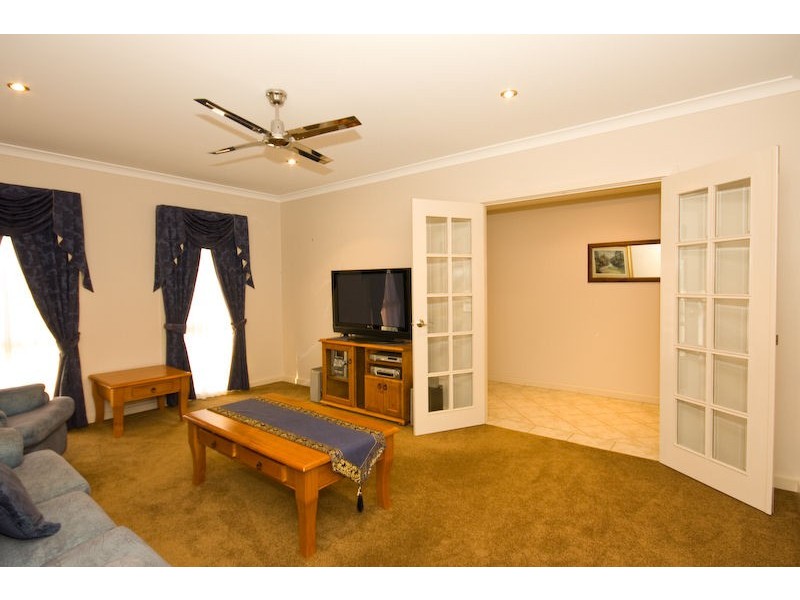 30 Summer Drive, Buronga NSW 2739