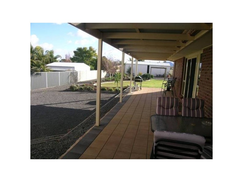 35 Wadsworth Drive, Gol Gol NSW 2738