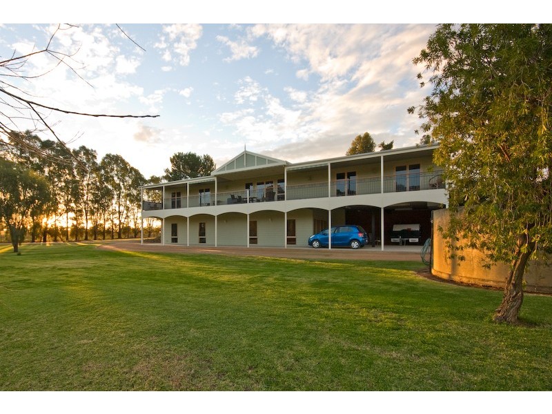 1 Carramar Drive, Gol Gol NSW 2738