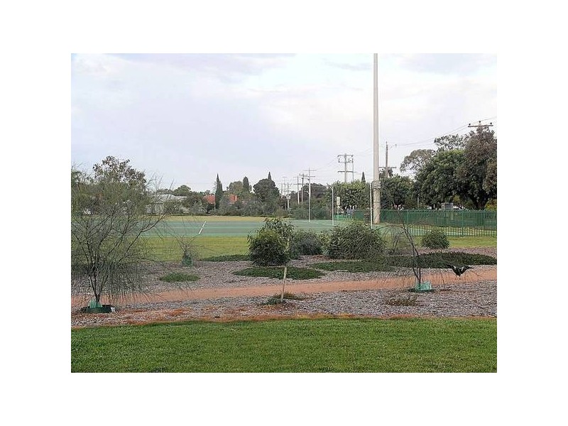 242 Seventh Street, Mildura VIC 3500