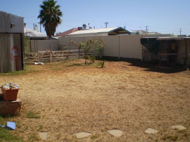 71 Douglas Avenue, Mildura VIC 3500