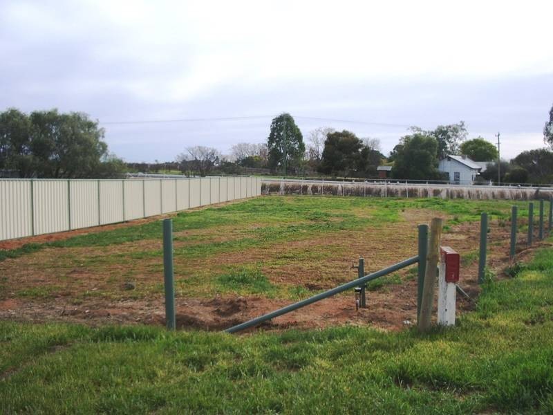 683 Woomera Avenue, Red Cliffs VIC 3496