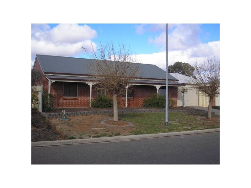 17 Tarella Court, Mildura VIC 3500