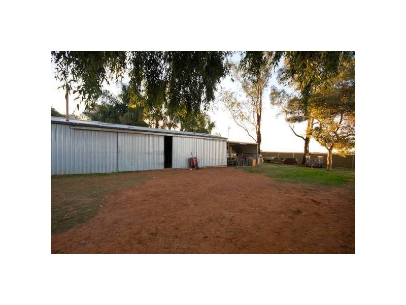 104 Wood Street, Gol Gol NSW 2738