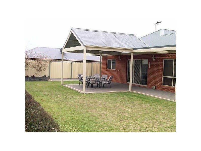 5 Leichhardt Drive, Mildura VIC 3500