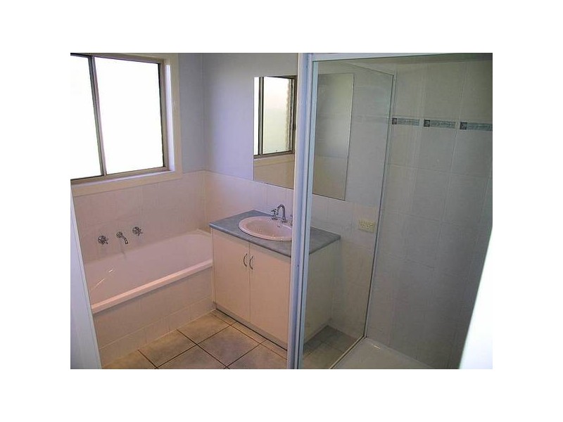 4 Thames Place, Mildura VIC 3500