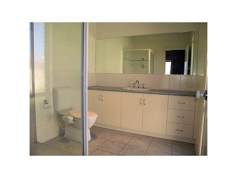 4 Thames Place, Mildura VIC 3500