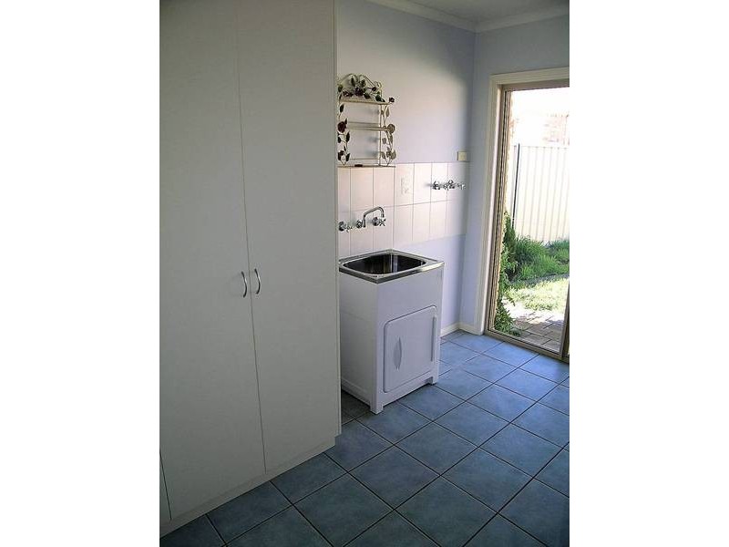 4 Thames Place, Mildura VIC 3500